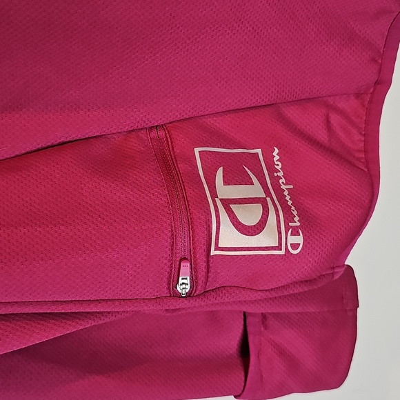 Champion Mediun Purple Half Zip Sweater - Picture 5 of 8